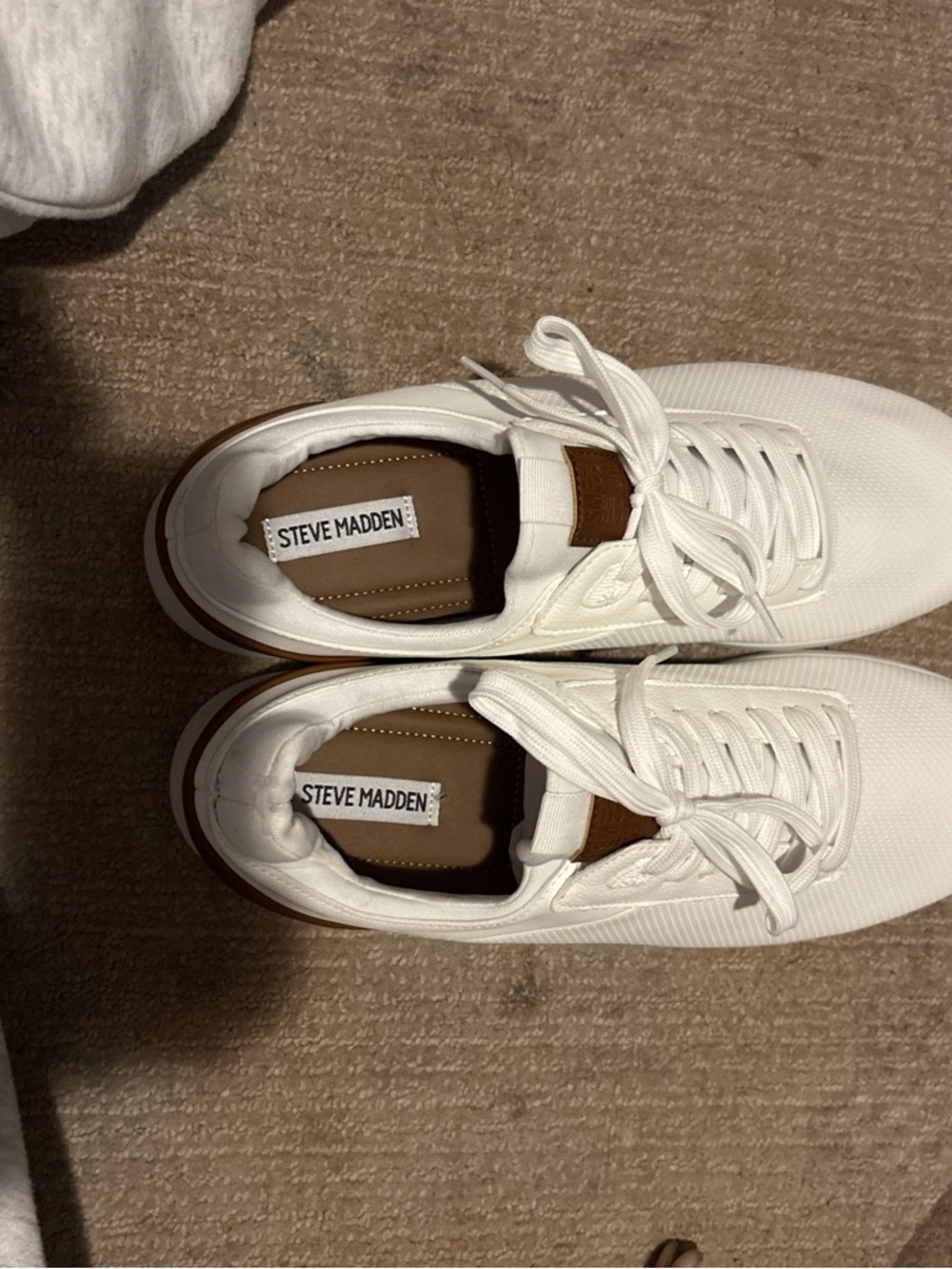 Steve Madden White Men’s Lace-Up Sneakers with Brown Insole Accents